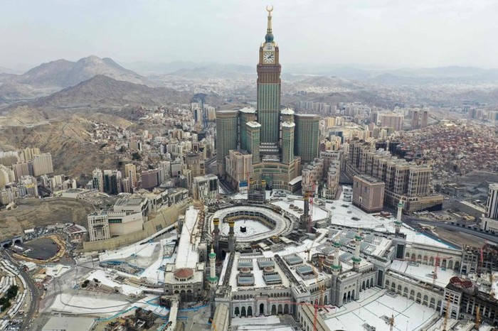 Suasana Sholat Tarawih di Masjidil Haram 2021