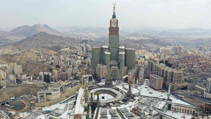 Suasana Sholat Tarawih di Masjidil Haram 2021