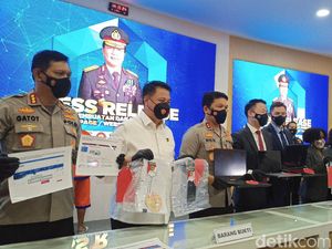 Polisi Buru DPO Kasus Scampage yang Cairkan Dana Bantuan COVID-19 Amerika
