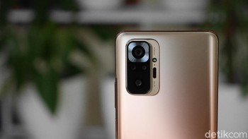 Salah satu fitur jagoan Redmi Note 10 Pro adalah kamera utama yang punya resolusi 108MP. Foto: detikINET/Anggoro Suryo Jati