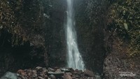 Keindahan Air Terjun Srambang