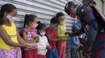 Aksi Captain America Lindungi Anak-anak dari Corona