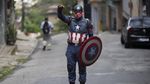 Aksi Captain America Lindungi Anak-anak dari Corona