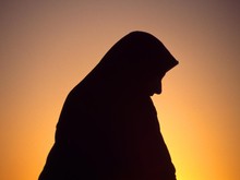 Kisah Siti Aminah Mulai Mengandung Rasulullah di Bulan Rajab