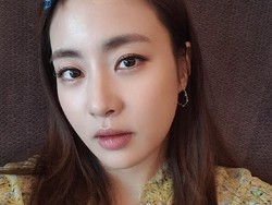 10 Pesona Kecantikan Kang Sora, Bintang Drakor yang Baru Melahirkan