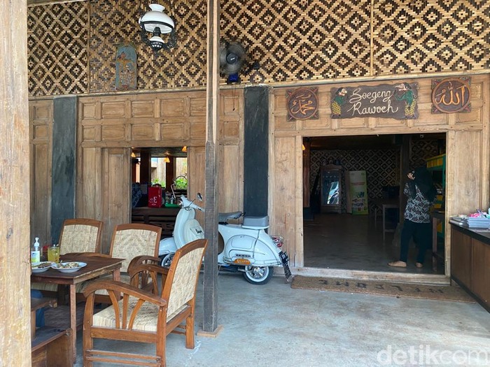Lali Omah: Sedap Mlekoh! Tengkleng Wedhus Sumsum Iga di Rumah Joglo Lali Omah: Sedap Mlekoh! Tengkleng Wedhus Sumsum Iga di Rumah Joglo