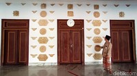 Bangunan Masjid Mantingan merupakan akulturasi sejumlah kebudayaan, di antaranya Jawa, China dan Hindu. Masjid Mantingan tersebut kini sudah ditetapkan menjadi benda cagar budaya nasional.