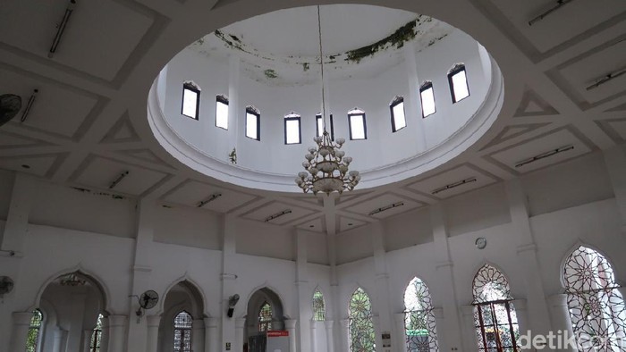 Miniatur Masjid Raya Baiturrahman Aceh yang ada di Bantul, Daerah Istimewa Yogyakarta (DIY)