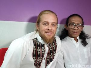 Grup Musik Debu Kecelakaan, Bagaimana Kondisi Mustafa?