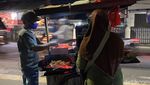 Nikmatnya Sate Kikil dan Sate Tetelan Buatan Mang Udin di Ciputat