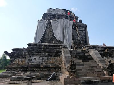 Usai 6 Bulan, Candi Mendut Dibuka dari Terpaulin
