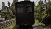 Letaknya ada di Provinsi Sichuan yang masih terus beroperasi tanpa henti sejak tahun 1959.  