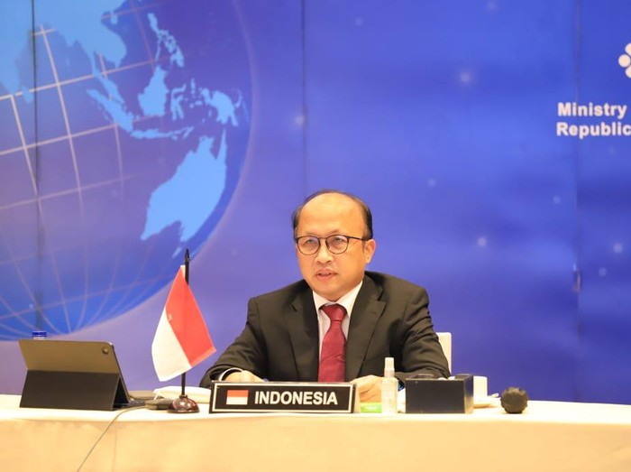 Sekjen Kemnaker Anwar Sanusi