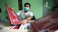 Proses finishing yakni pengemasan dan langsung 