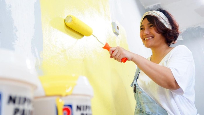 Guna menjangkau lebih dekat dengan konsumennya, Nippon Paint Indonesia memperkenalkan layanan WA Care untuk para pelanggannya.