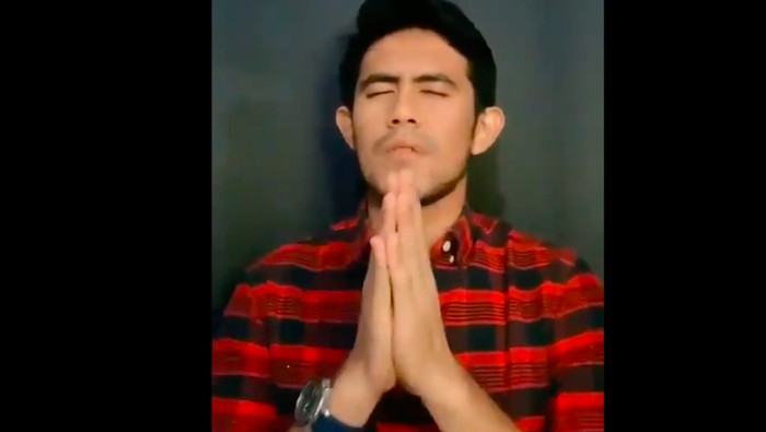 dr Kevin Samuel minta maaf atas video TikTok-nya. (Dok Istimewa/viral) dr Kevin Samuel minta maaf atas video TikTok-nya. (Dok Istimewa/viral)