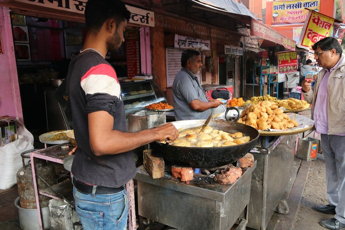 Duh! Pembeli Ini Minta Uang Rp 1 Miliar Setelah Tak Diberi Diskon Makanan Duh! Pembeli Ini Minta Uang Rp 1 Miliar Setelah Tak Diberi Diskon Makanan