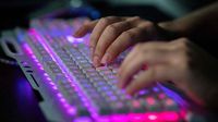 Hacker di Indonesia bobol puluhan ribu data pemohon bansos AS, raup hampir setengah miliar rupiah