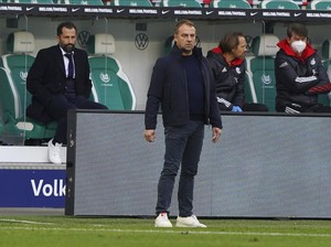 Hansi Flick Tinggalkan Bayern Akhir Musim