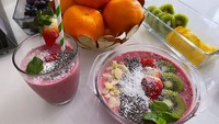 Kartika juga sering membagikan hasil masakannya di akun Instagram miliknya @kartikaputriworld. Ada smoothies bowl yang tampak sehat segar. Foto: Instagram @kartikaputriworld
