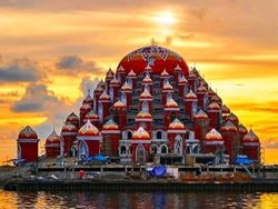 9 Masjid Unik Desain Ridwan Kamil, dari Segitiga sampai Mirip PS5