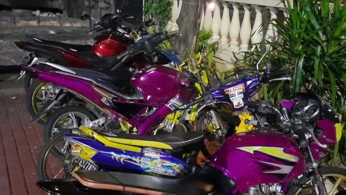 Motor yang dipakai balap liar di Tanjung Duren, Jakbar, diamankan polisi. Foto dokumen Humas Polres Jakbar