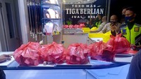 Pemilik toko emas itu juga sudah melaporkan kejadian tersebut kepada pihak kepolisian terkait untuk ditindaklanjuti dan dicari motif perampokannya pada Reskrim Polres Tangerang Selatan. Foto: dok. Polres Tangsel