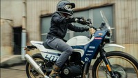 Selain itu, Thrive juga menambahkan motor Den Dimas dengan elemen lain. Foto: Pool (Royal Enfiled)