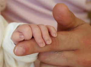 Kisah Para Pejuang Dua Garis Biru Lewat Bayi Tabung, Ada yang Kembar 4