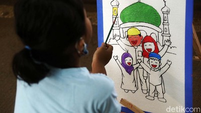 Anak-anak Ini, Isi Puasa dengan Penuh Warna