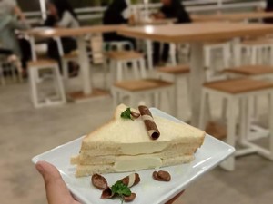 7 Rekomendasi Tempat Nongkrong Asyik Buat Mahasiswa di Jatinangor