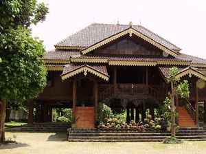 Cerita Budaya Lampung Ada di Rumah Ini