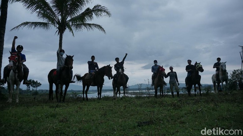 Berkuda di Banjarnegara