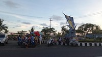 Terakhir, ada Taman Pesona, ruang publik yang setiap sore ramai pedagang kuliner. Tak hanya takjil atau jajanan, di pusat kuliner ini terdapat pula makanan berat untuk menu utama berbuka puasa. (Faizal Amiruddin/detikTravel)