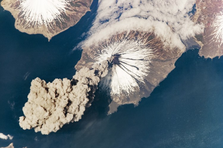 Foto jepretan astronaut di luar angkasa 32 foto jepretan astronaut di luar angkasa bertanding di kontes fotografi Tournament Earth yang diadakan NASA