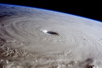 Kontes fotografi Tournament Earth mempertandingkan 32 foto hasil jepretan astronaut di luar angkasa