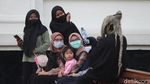 Ngabuburit Ditemani Pocong dan Kuntilanak di Bandung, Hii...