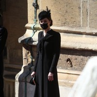 Ini bukan kali pertama Kate Middleton yang dikenal cukup dekat dengan Pangeran Philip itu bersolek dengan kalung koleksi pribadi Ratu tersebut. Rupanya, ia pernah memakainya saat menghadiri perayaan ulang tahun ke-70 pernikahan Ratu dan Pangeran Philip di Windsor Castle pada 2017. (Foto: Getty Images/WPA Pool)