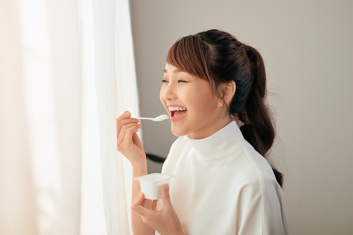 konsumsi yogurt saat sahur konsumsi yogurt saat sahur dianjurkan agar kesehatan pencernaan tetap terjaga.