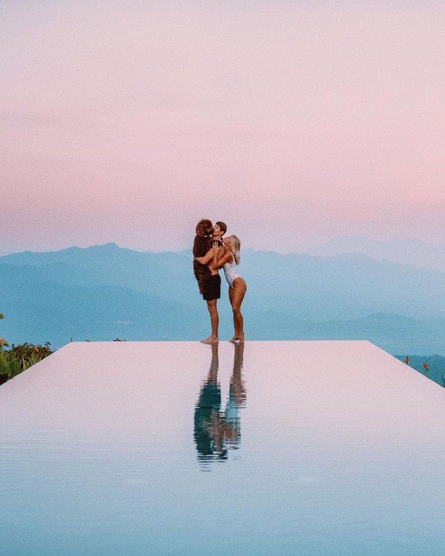 Berdasarkan postingan mereka kini Lauren masih menetap di Bali sedangkan Jack di Mesir.  Foto: Instagram @gypsea_lust