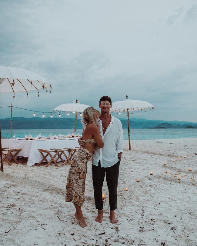 Ini potret kemesrtaan mereka ketika merayakan ulang tahun Jack tahun lalu. Foto: Instagram @gypsea_lust