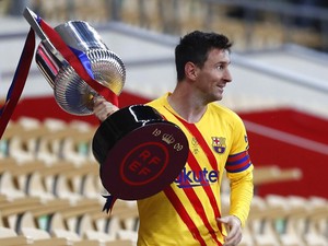 30 Gol di 13 Musim Beruntun, Messi Orang atau Alien?