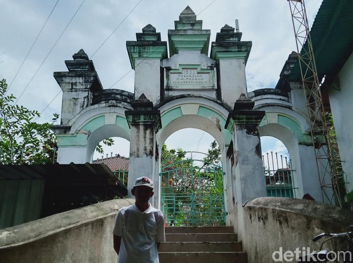 Masjid Muslimin Giri Purno hadiah PB X pada tabib kerajaan, Minggu (18/4/2021).