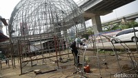 Harganya berstandar mulai Rp 1,25 juta permeter perseginya.