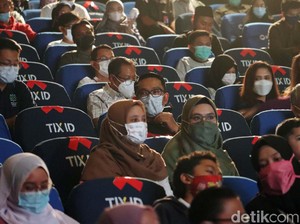 Mal Dibuka 50 Persen, Bioskop Kok Masih Tutup?