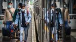 Mudik Lebih Awal di Stasiun Pasar Senen