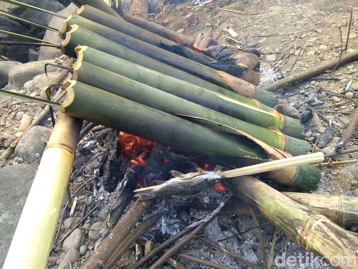 nasi leumeung Nasi Leumeung khas Pangandaran untuk Buka Puasa.