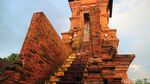 Wow! Masjid di Desa Ini Punya Replika Menara Kudus
