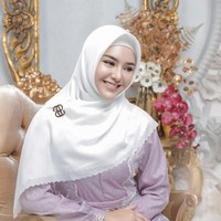 Amanda Manopo yang memerankan Andini Kharisma Putri menjadi perbincagan pada Ramadhan 2021 ini karena penampilannya yang beberapa kali memakai hijab. Foto: Dok.Instagram @fdphotography90.