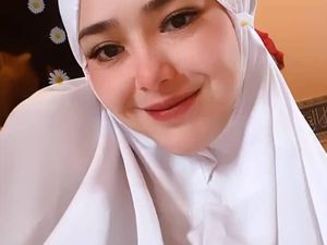 8 Artis yang Jual Mukena di Bulan Ramadhan, Syahrini Hingga Amanda Manopo